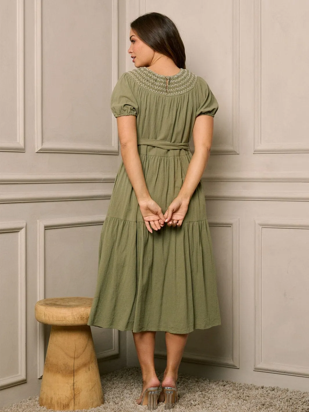 WOMEN'S SHORT PUFF SLEEVE TIERED EMBROIDERY TUNIC MIDI DRESS