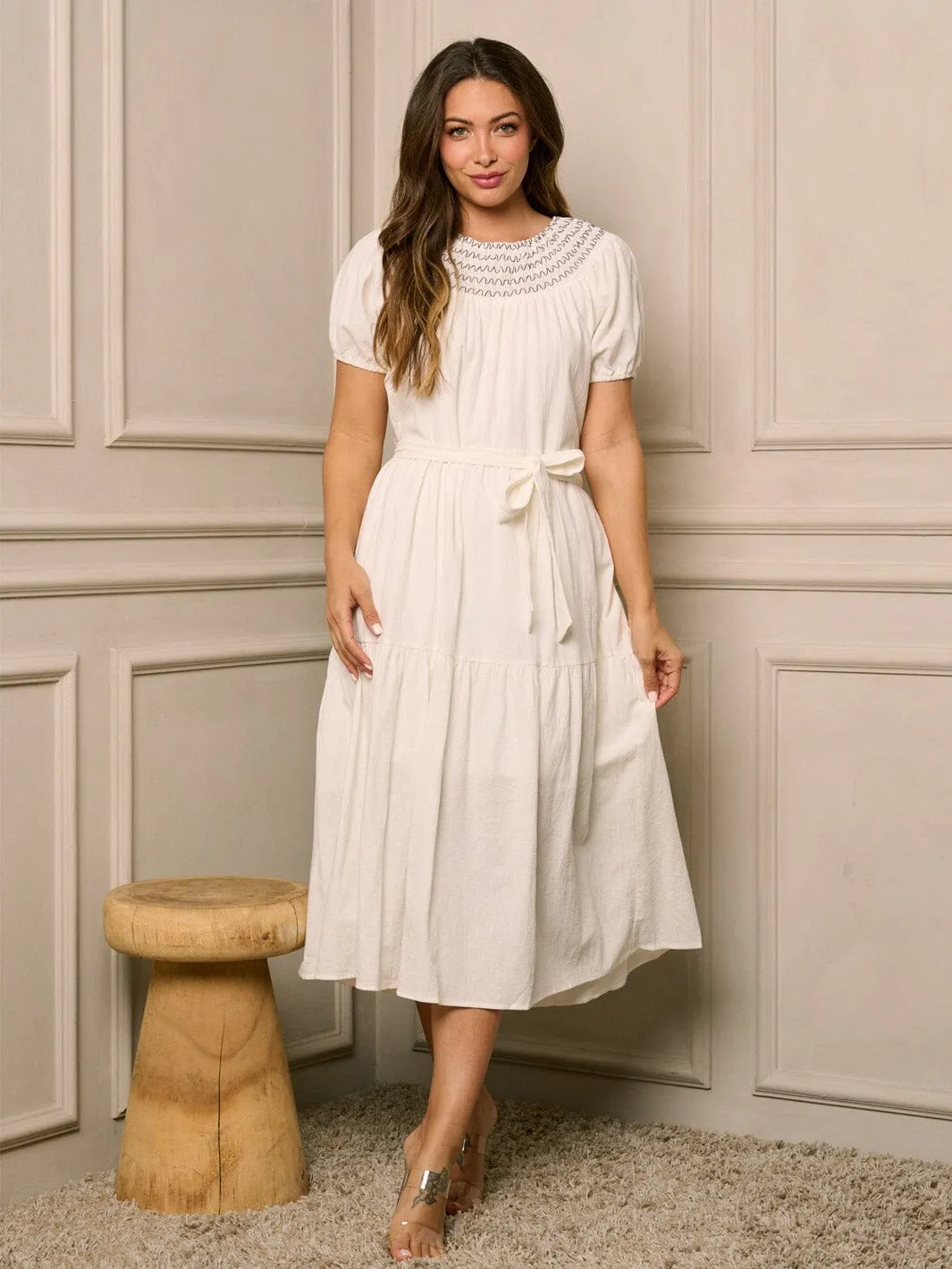 WOMEN'S SHORT PUFF SLEEVE TIERED EMBROIDERY TUNIC MIDI DRESS