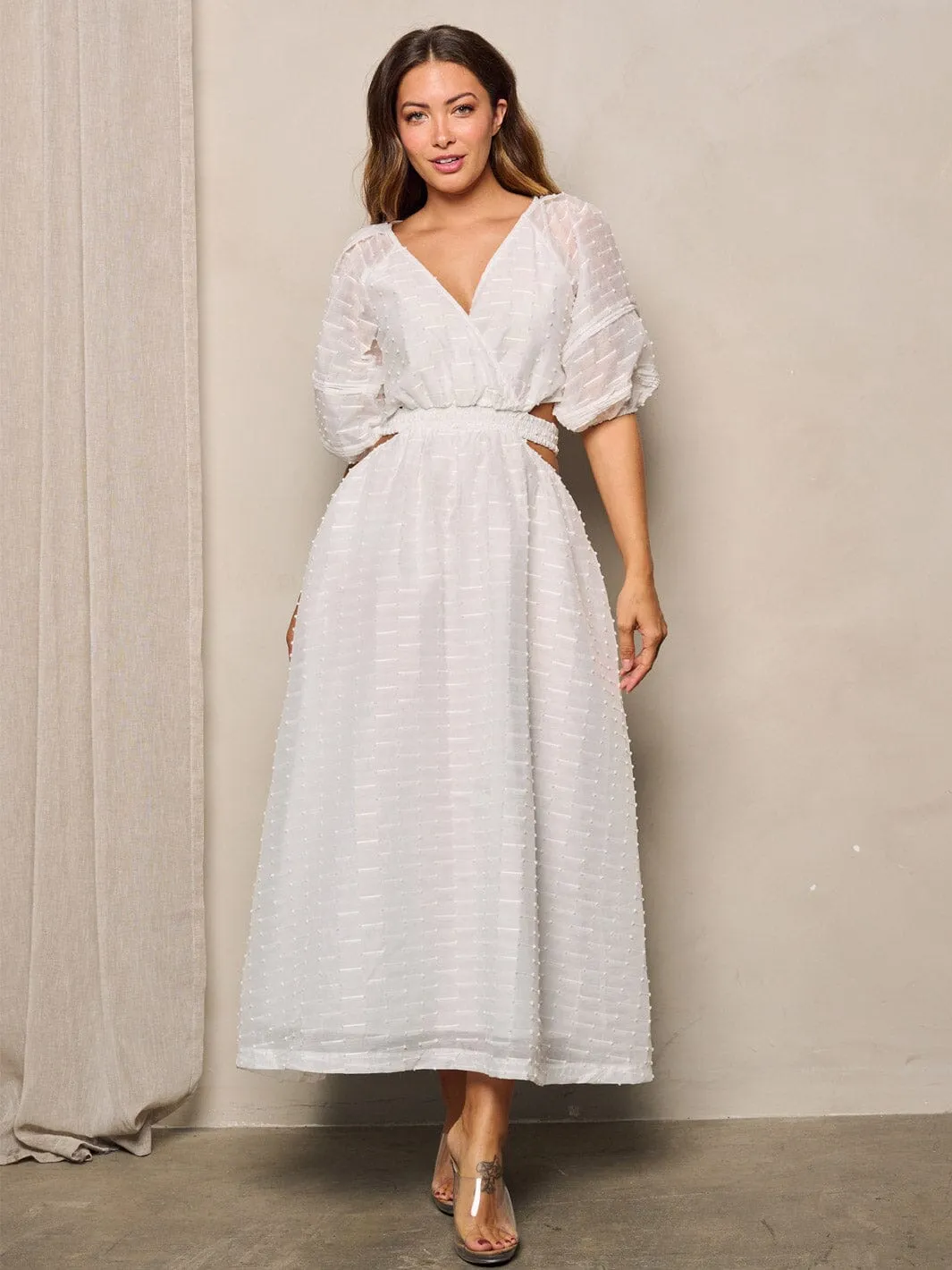WOMEN'S SHORT SLEEVE V-NECK CUT OUT MAXI DRESS